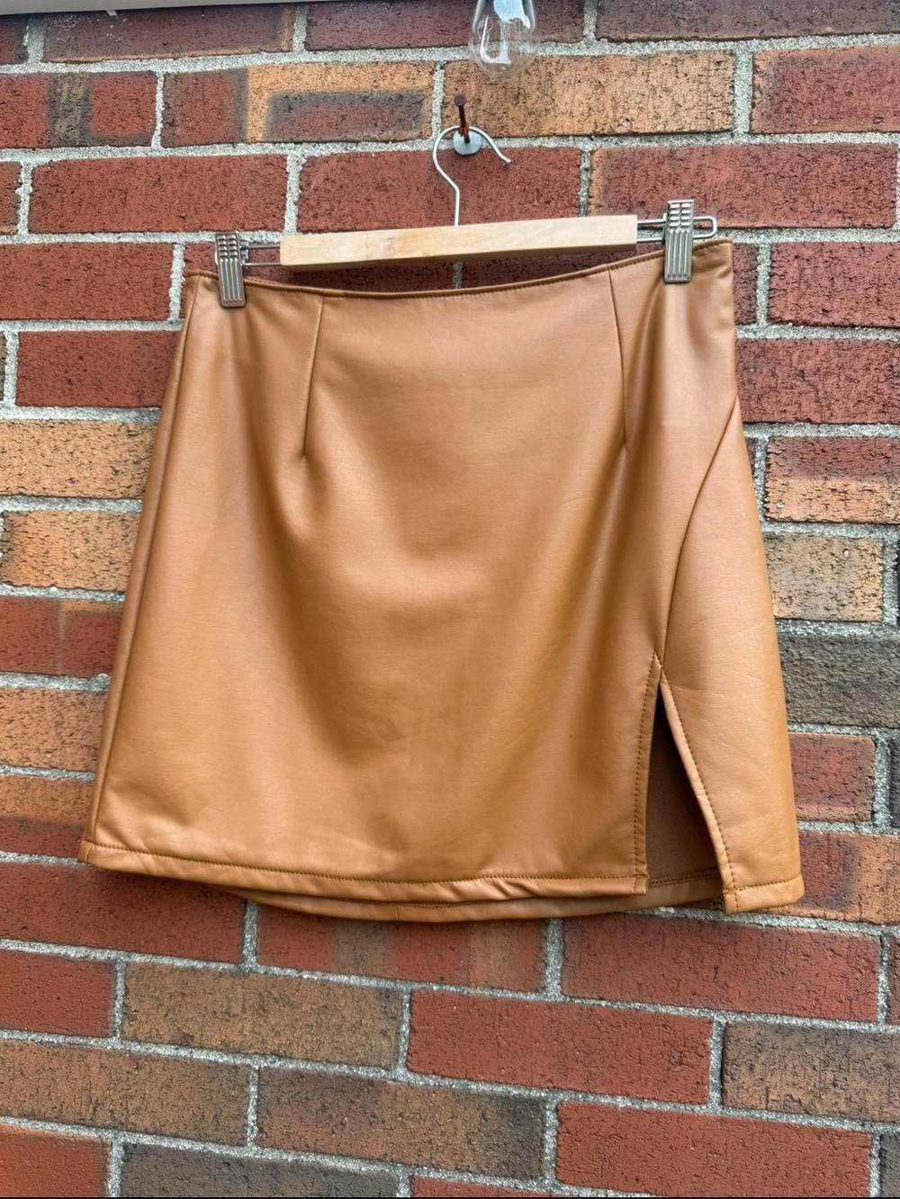 Rewash Camel Vegan Leather Mini Skirt NWT Size Medium Side Slit